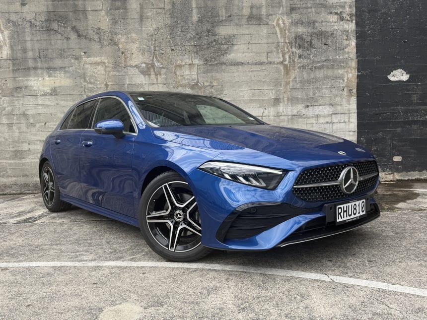 2025 Mercedes-Benz A 200 | 200 1.3PT/7AT | 30288 | 1