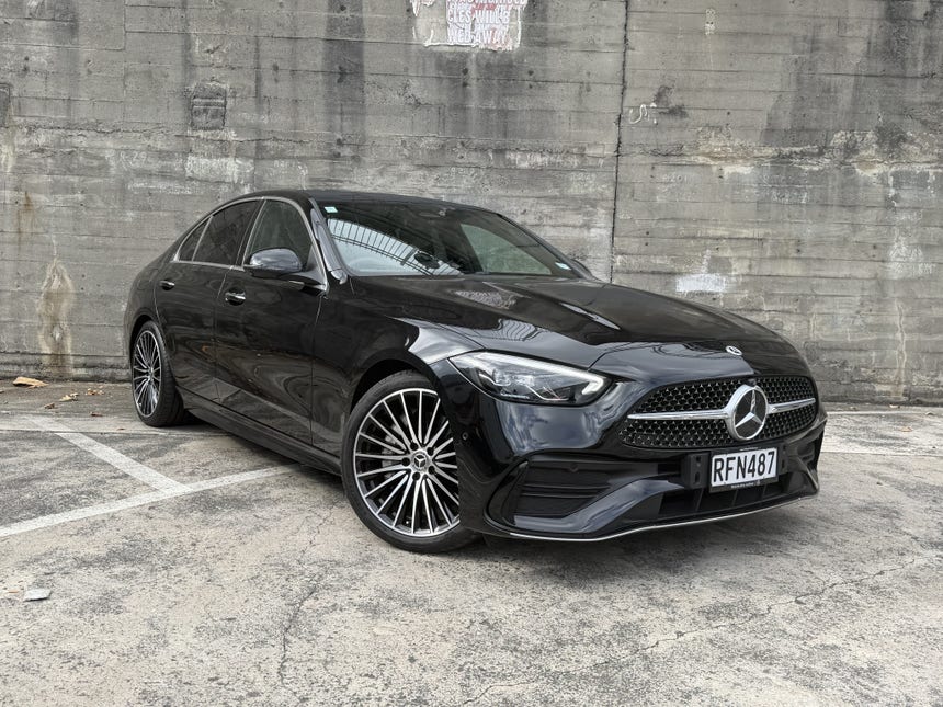 2025 Mercedes-Benz C 300 | C 300 2.0PMH/9AT | 30577 | 1