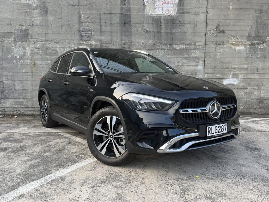 2025 Mercedes-Benz GLA 250 | 250 E PHEV/8AT | 28965 | 1