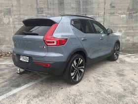 2023 Volvo XC40 | B5 ULTIMATE DARK 2.0 | 30986 | 3