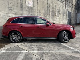 2025 Mercedes-Benz GLC 300 | 300 2.0PMH/4WD/9AT | 31188 | 2