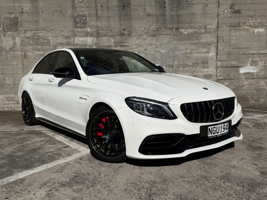 2021 Mercedes-Benz C 63 S | C 63 S 4.0P/9AT | 31404 | 1