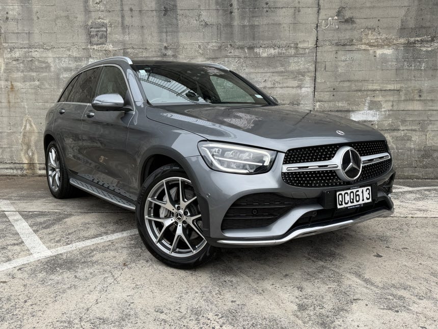 2023 Mercedes-Benz GLC 300 | 300 2.0P/4WD/9AT | 31455 | 1
