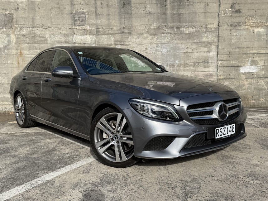 2021 Mercedes-Benz C 300 | C 300 2.0P/9AT | 31696 | 1