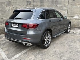 2022 Mercedes-Benz GLC 200 | 2.0P/9AT | 32326 | 3