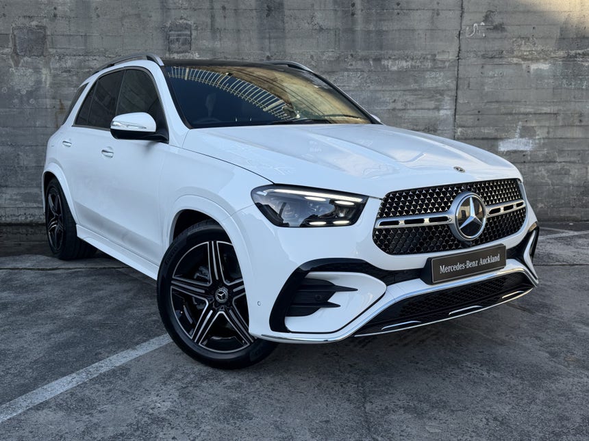 2025 Mercedes-Benz GLE 300 d | 300D 2.0DT/4WD/9AT | 32665 | 1