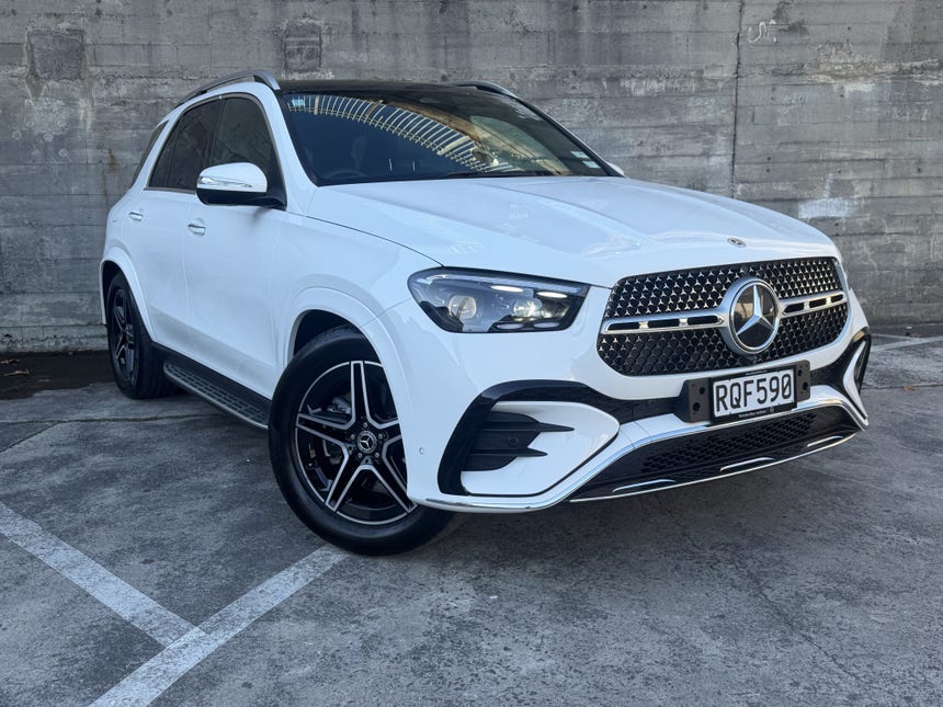 2026 Mercedes-Benz GLE 300 d | 300D 2.0DT/4WD/9AT | 32678 | 1