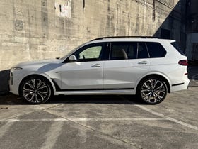 2023 BMW X7 | X40D 3.0DMHT/4WD/8AT | 32686 | 6