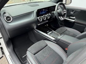 2025 Mercedes-Benz GLA 200 | 200 1.3PT/7AT | 33631 | 5