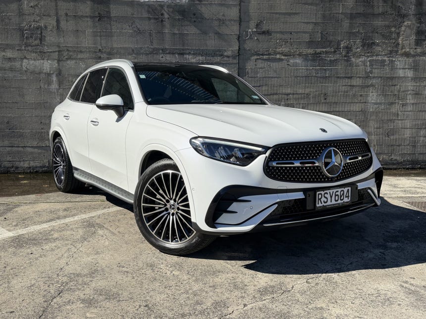 2024 Mercedes-Benz GLC 300 | 300 2.0PMH/4WD/9AT | 33692 | 1