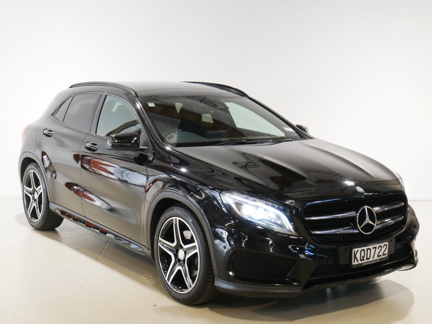 2017 Mercedes-Benz GLA 250 | 4M AMG line | 15479 | 1