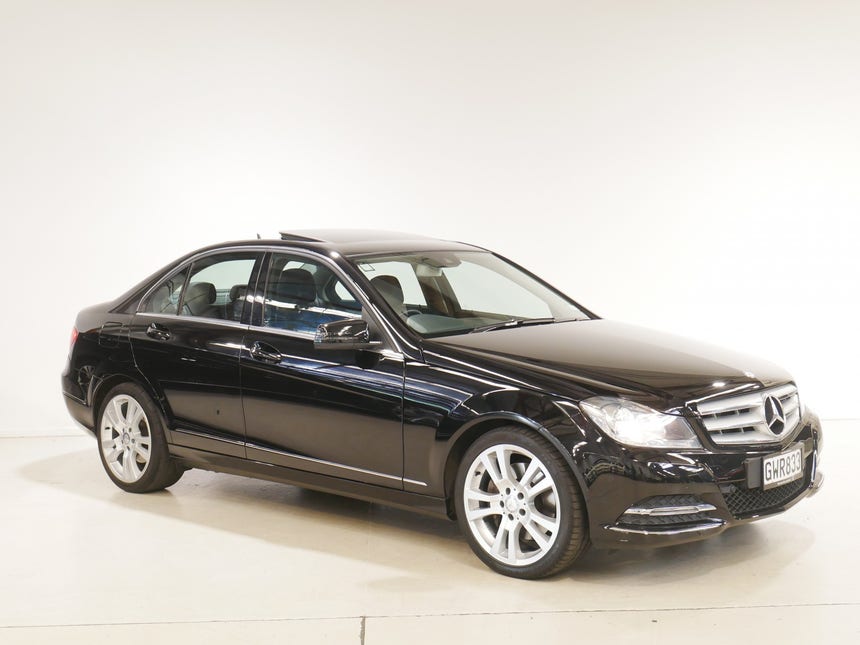 2013 Mercedes-Benz C 300 | C300 CGI AVANTGARDE | 17095 | 1