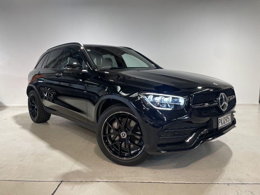 2022 Mercedes-Benz GLC 200 | GLC200 2.0P/9AT | 19759 | 1