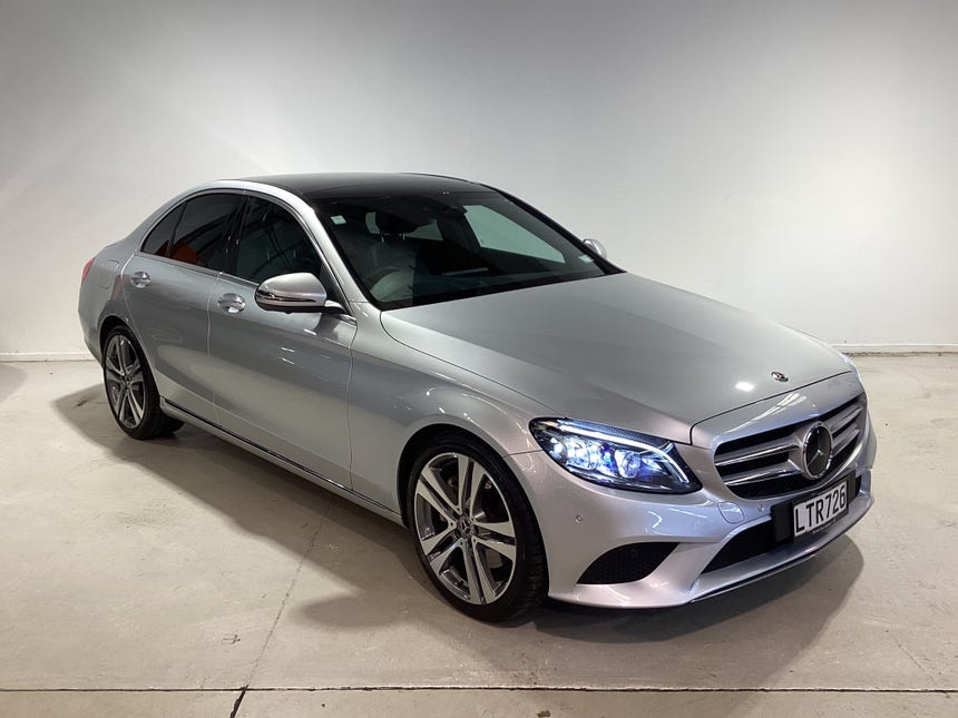 2019 Mercedes-Benz C 300 | C 300 2.0P/9AT | 20298 | 1