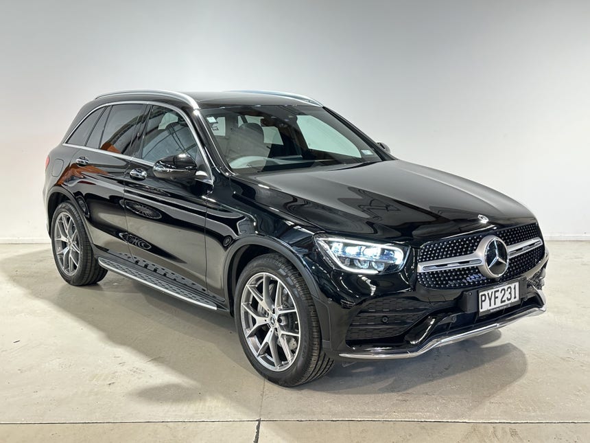 2023 Mercedes-Benz GLC 300 | GLC 300 2.0P/4WD/9AT | 21037 | 1