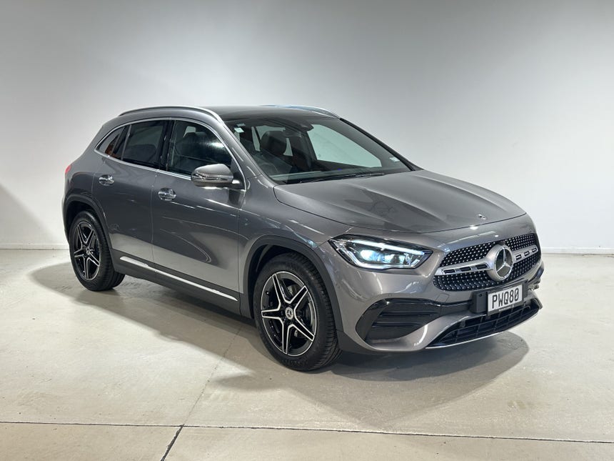 2023 Mercedes-Benz GLA 200 | GLA 200 1.3P/7AT | 20584 | 1