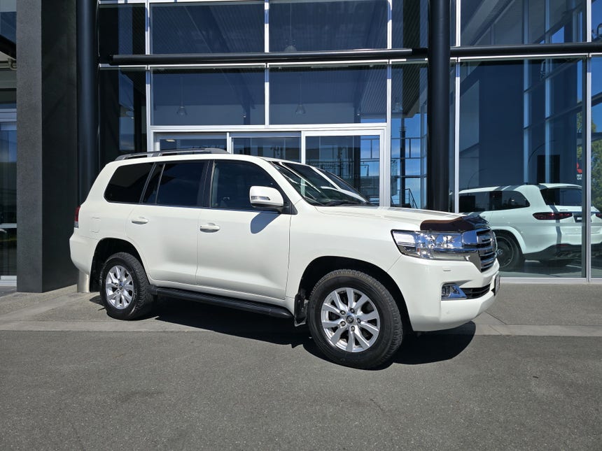 2016 Toyota LANDCRUISER | VX LIMITED 4.5L V8 Diesel | 26250 | 1