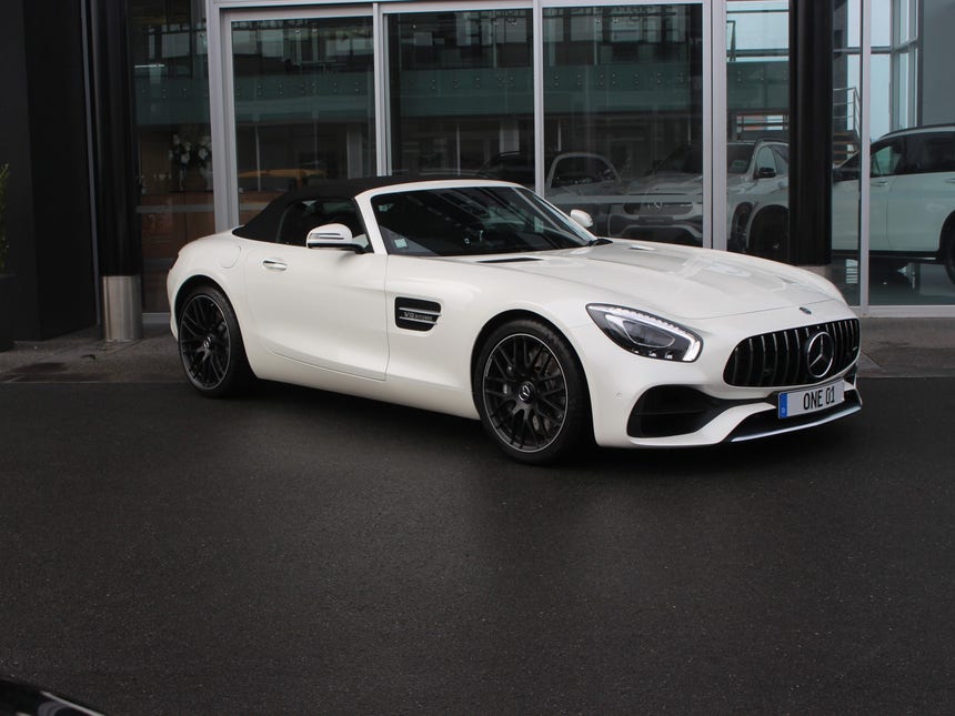 2019 Mercedes-Benz AMG GT | 4.0L Bi Turbo, AMG SPEEDSHIFT DCT 7-speed | 15599 | 1