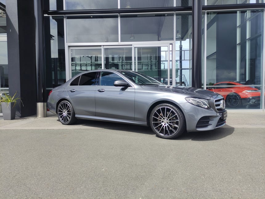 2017 Mercedes-Benz E 220 | D 2.0LTurbocharged Diesel, 9G- Tronic | 19237 | 1