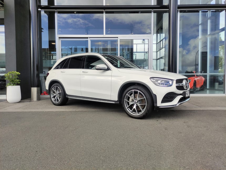 2022 Mercedes-Benz GLC 300 e | 300 E PHEV/4WD/9AT | 20405 | 1