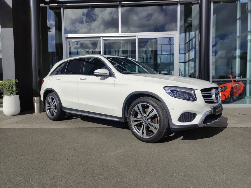 2018 Mercedes-Benz GLC 250 | GLC 250 2.0L Turbo AWD | 20982 | 1