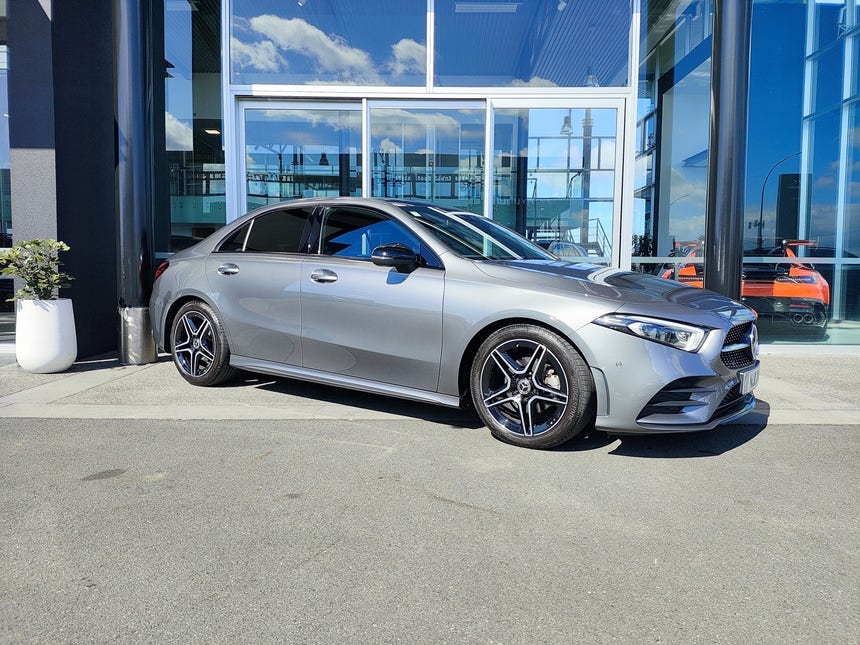 2021 Mercedes-Benz A180 | AMG LINE 1.3L Turbo A 180 | 21653 | 1