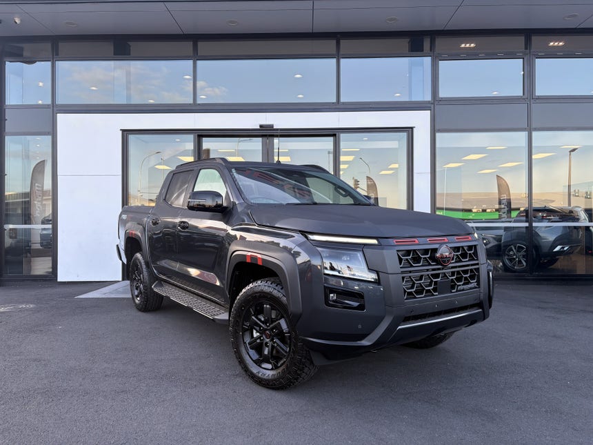 2026 Nissan Navara | P4X 2.4D/4WD/6AT | 30668 | 1