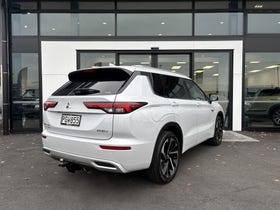 2022 Mitsubishi Outlander | VRX PHEV/4WD/AT | 31389 | 5