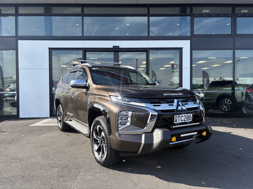 2024 Mitsubishi Pajero Sport | VRX 2.4D/4WD/8AT | 31428 | 1
