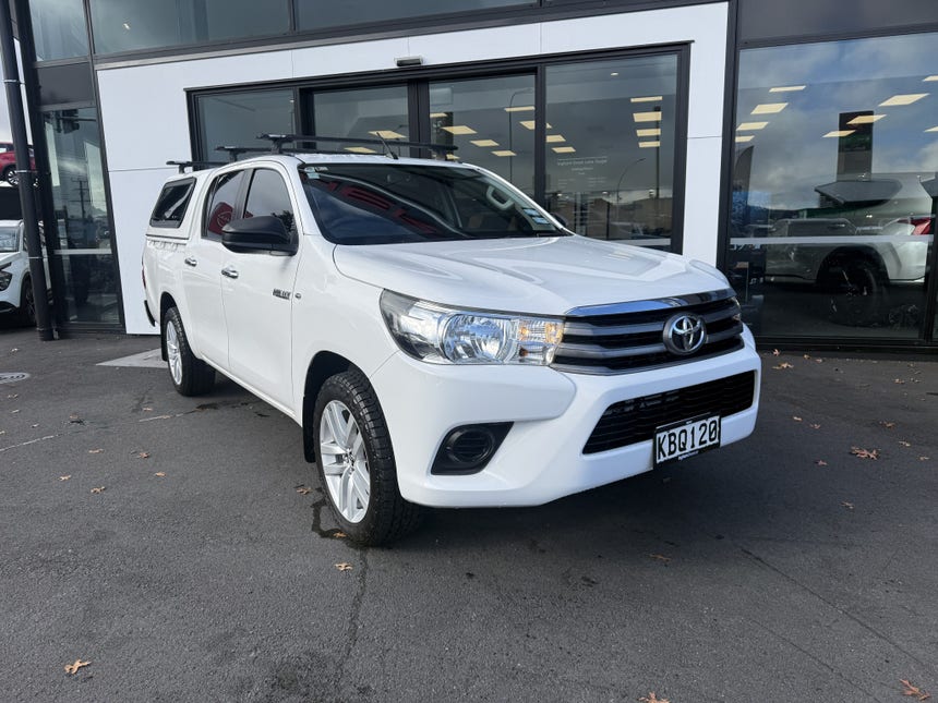 2016 Toyota Hilux | S TD DC 2.8D/5MT/UT | 31512 | 1