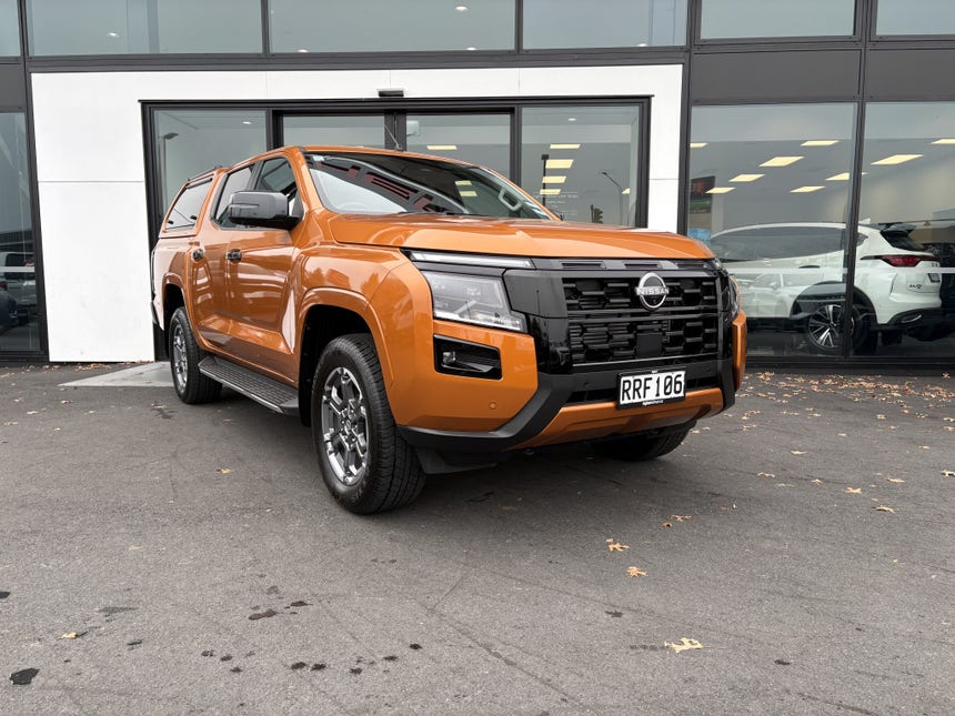 2026 Nissan Navara | ST-X 2.4D/4WD/6AT | 31658 | 1