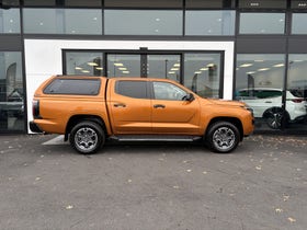 2026 Nissan Navara | ST-X 2.4D/4WD/6AT | 31658 | 2
