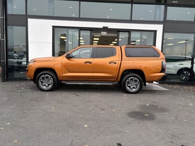 2026 Nissan Navara | ST-X 2.4D/4WD/6AT | 31658 | 3