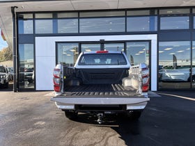 2026 Isuzu D-MAX | LS DOUBLE CAB 4WD F/ | 31979 | 5