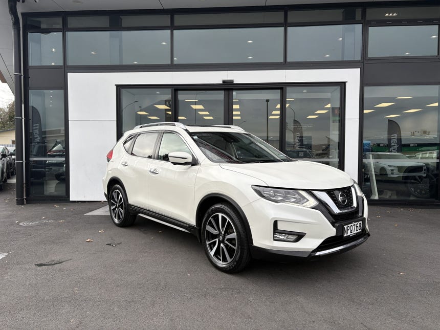 2018 Nissan X-Trail | TI 2.5P/6CVT/SW/5DR | 32238 | 1