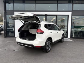 2018 Nissan X-Trail | TI 2.5P/6CVT/SW/5DR | 32238 | 4