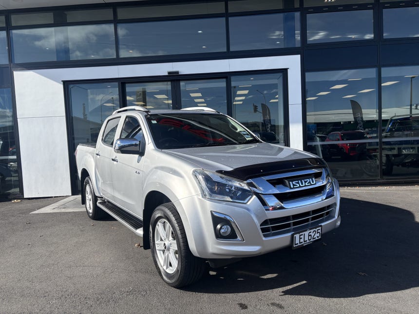 2018 Isuzu D-MAX | LS-T DC 3.0D/6AT | 32332 | 1