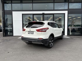 2018 Nissan Qashqai | TI 2.0P/CVT | 32333 | 3