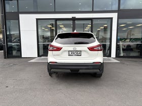 2018 Nissan Qashqai | TI 2.0P/CVT | 32333 | 5