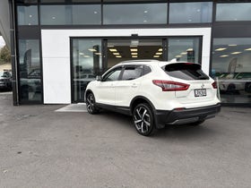 2018 Nissan Qashqai | TI 2.0P/CVT | 32333 | 6