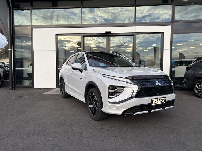 2022 Mitsubishi Eclipse Cross | VRX PHEV/4WD/AT | 32402 | 1