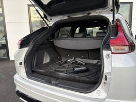 2022 Mitsubishi Eclipse Cross | VRX PHEV/4WD/AT | 32402 | 4