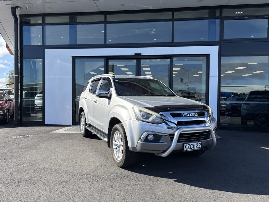 2017 Isuzu MU-X | 4WD AUTO 3.0D/4WD | 32607 | 1