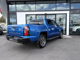2026 Nissan Navara | ST-X 2.4D/4WD/6AT | 33192 | 3