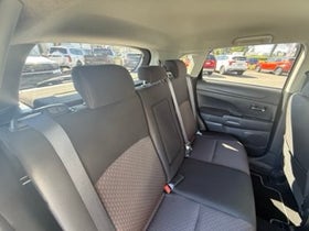 2017 Mitsubishi ASX | XLS 2.0P/CVT | 33318 | 7