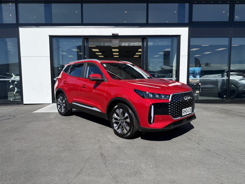 2025 Chery Tiggo 4 | ULTIMATE 1.5PT/CVT | 33675 | 1