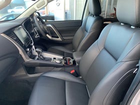 2025 Mitsubishi Pajero Sport | VRX 2.4D/4WD/8AT | 28032 | 6