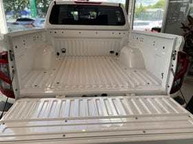 2025 Nissan Navara | ST 2.3D/4WD/7AT | 29900 | 4