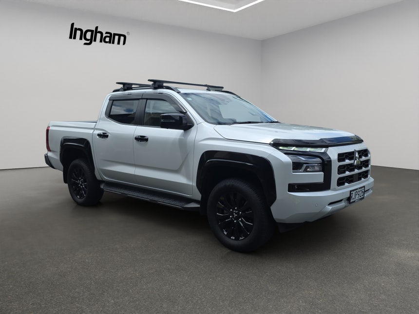 2025 Mitsubishi Triton | DC VRX 6AT 2.4DT | 30250 | 1