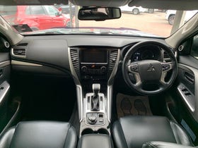 2019 Mitsubishi Pajero Sport | VRX 2.4D/4WD/8AT | 30303 | 3